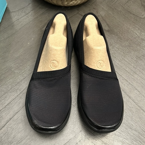 Bzees Lollipop Slip On - Picture 4 of 10